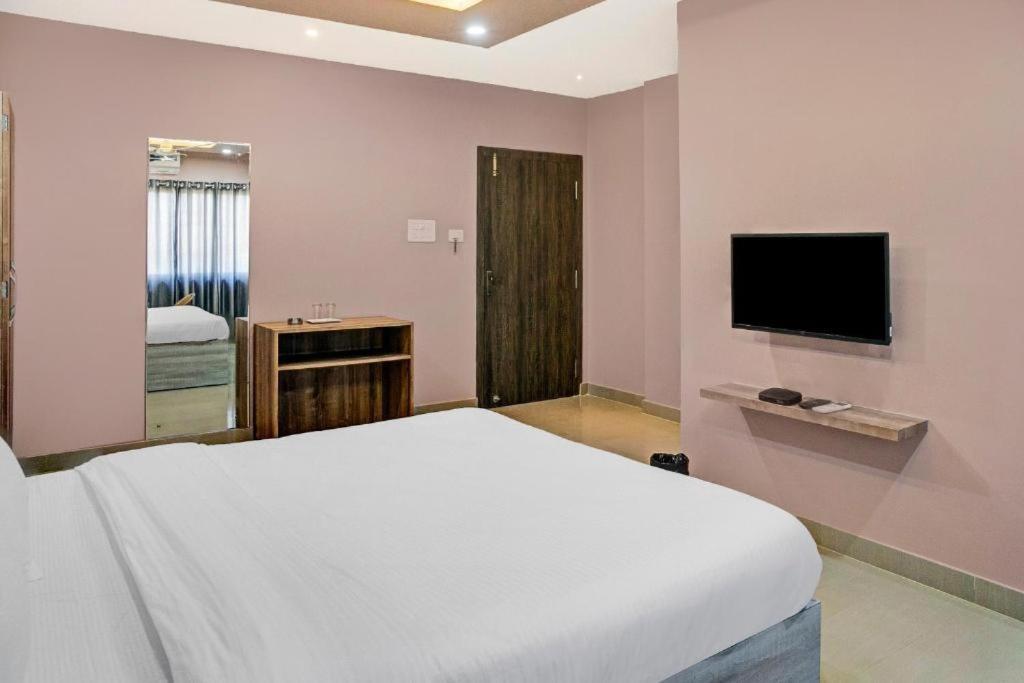 Silver Regency กูวาฮาติ ภายนอก รูปภาพ